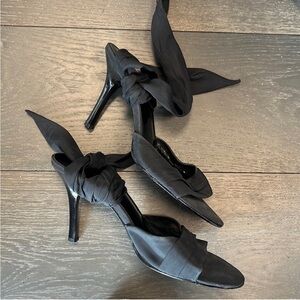 NINE WEST BLACK STRAP TIE HEELS SIZE 10